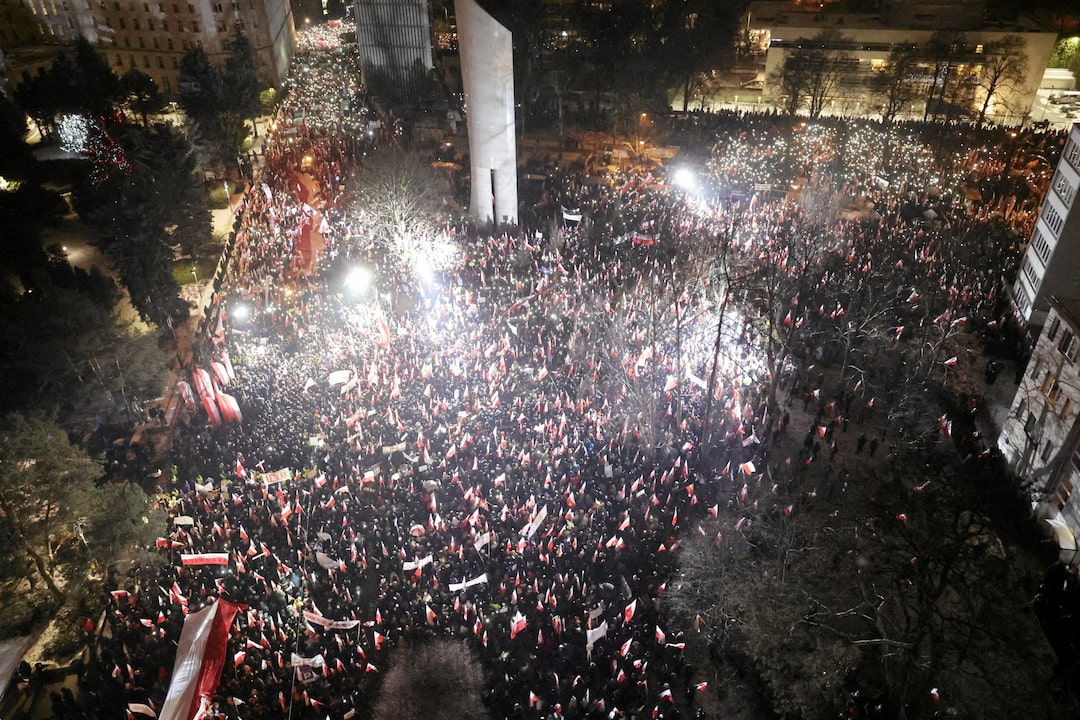 Tens of thousands protest in Poland against ex-ministers' imprisonment