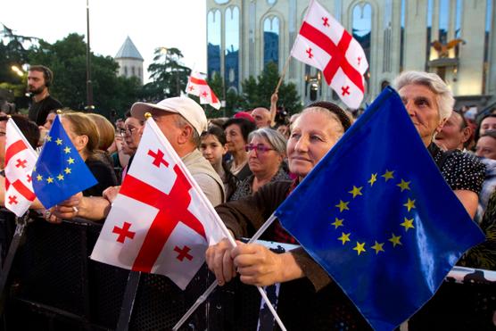 Georgians rally in show of support for EU, call on government to quit