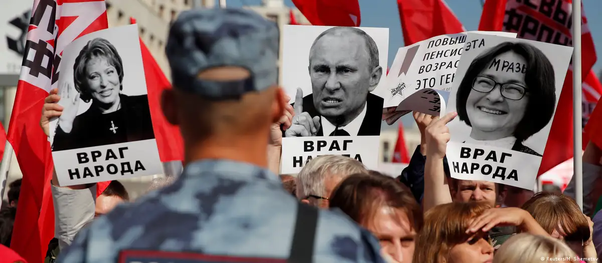 Russia's protest spirit breaks as pension law passes