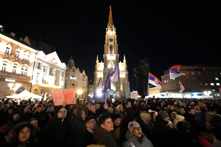 Thousands rally in Serbia as students vow to continue fight against corruption