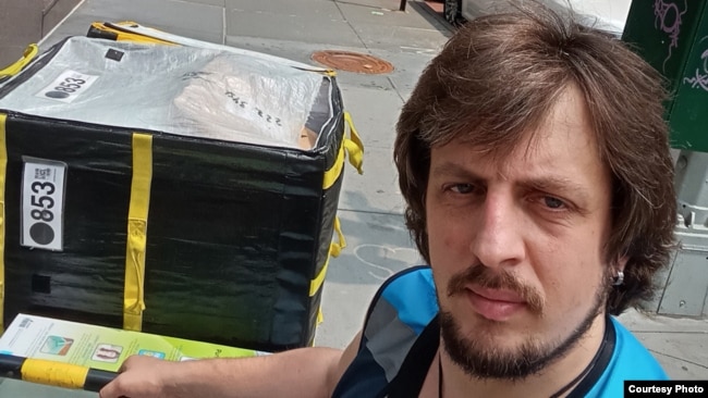 U.S.-Based Russian Journalist Says Moscow Placed Him On Wanted List