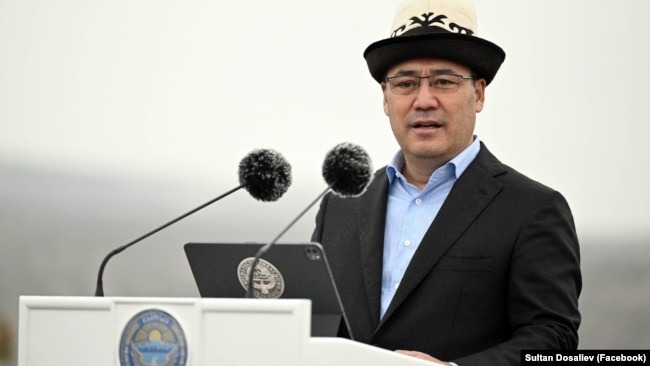 Corruption Watchdog Warns Of 'Troubling Picture' In Central Asia