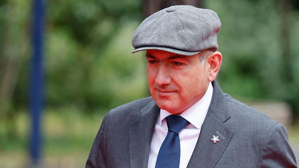 Armenia's PM offers to expose himself in escalating Church row