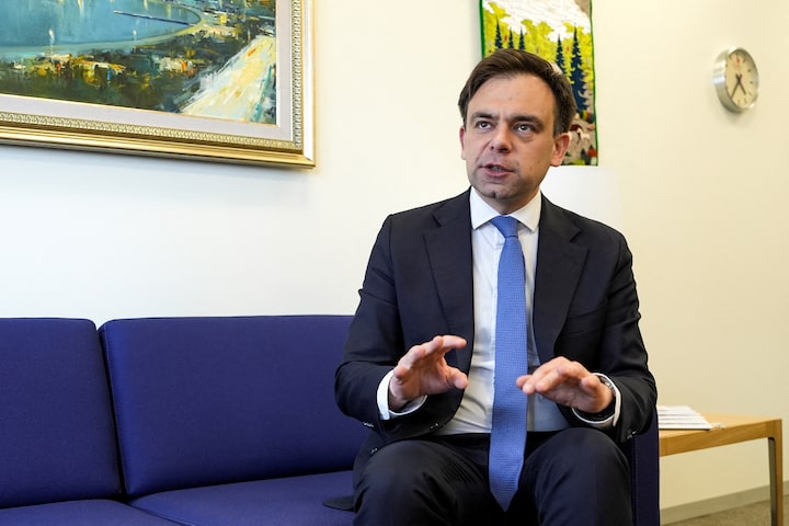 Poland cools on joining euro zone after its economy surges, FT reports