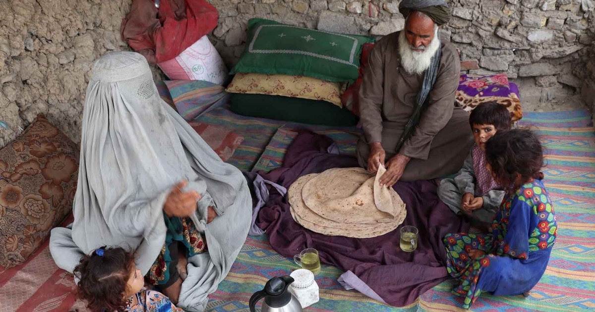 Remittances Become Lifeline as Afghan Economy Falters and Jobs Disappear