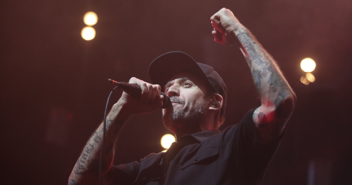 Minsk court convicts musician Siarhei Mikhalok in absentia, sentences him to four years for ‘insulting’ president
