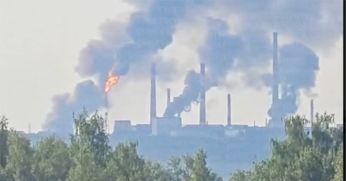 Tatarstan Declares Mourning After Drone Strikes on Nizhnekamsk Kill 12, Wound Dozens