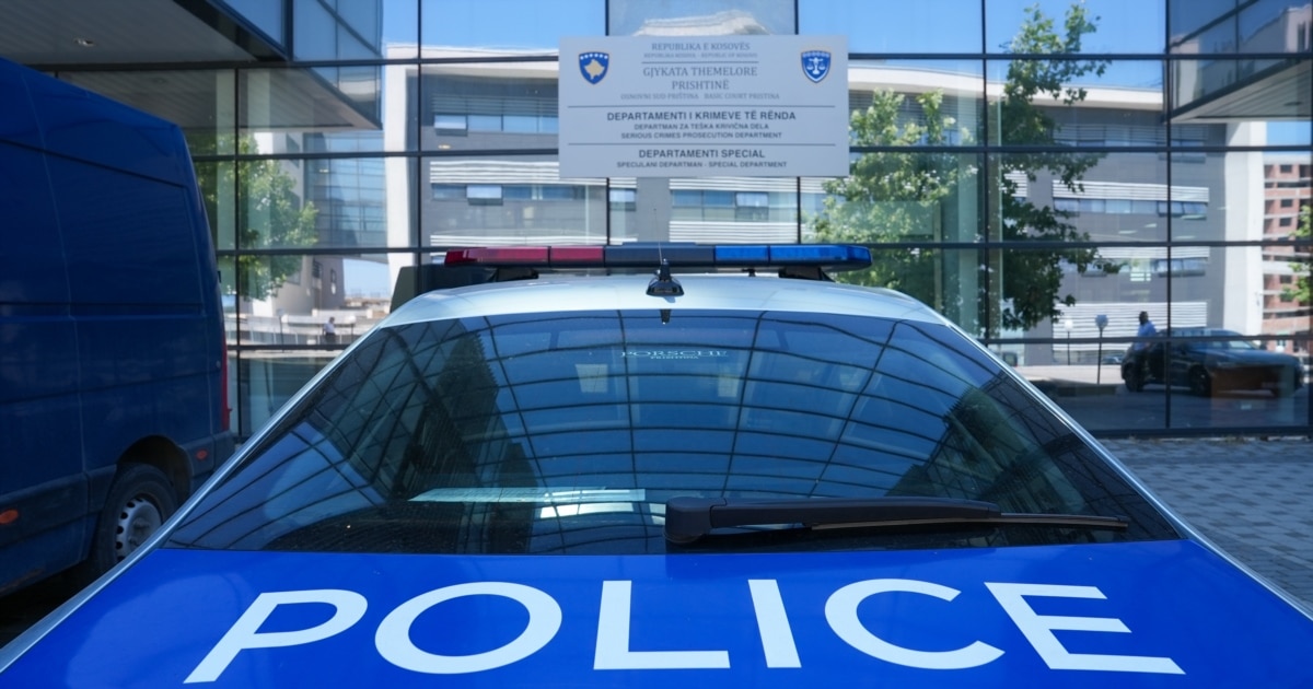 Bosnian preacher Elvedin Peziq escorted by Kosovo police ahead of planned book event in Peja
