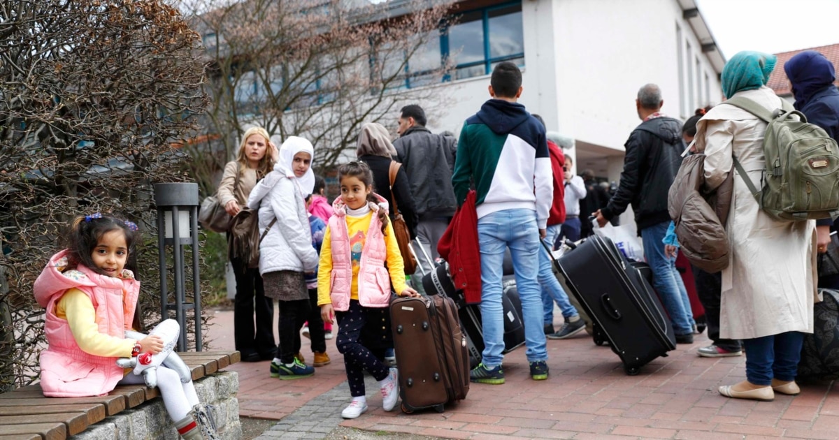 Five European governments seek deals with non-EU states to host migrant return centres